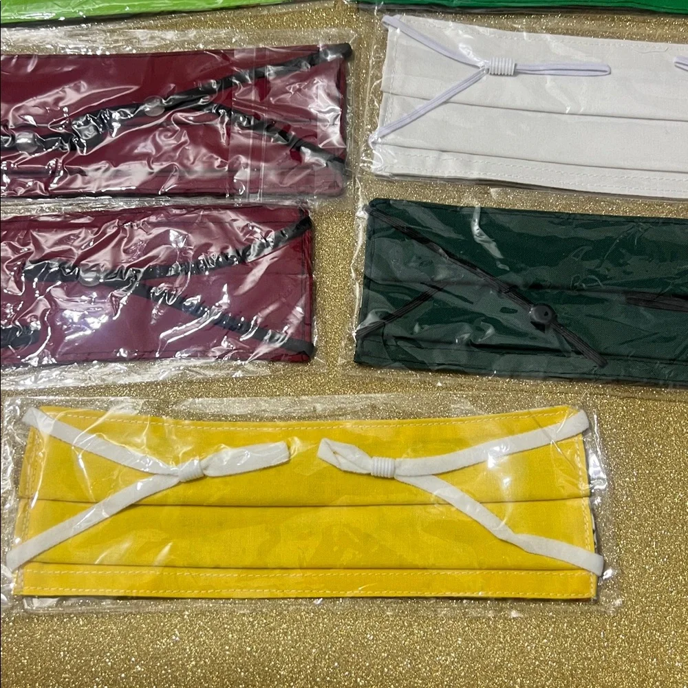 New Festive Patterned Face Masks Set of 7 - Picture 6 of 6